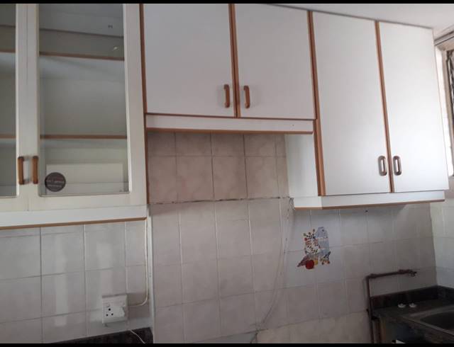 2 BEDROOM FLAT RENTED IN ESSENWOOD